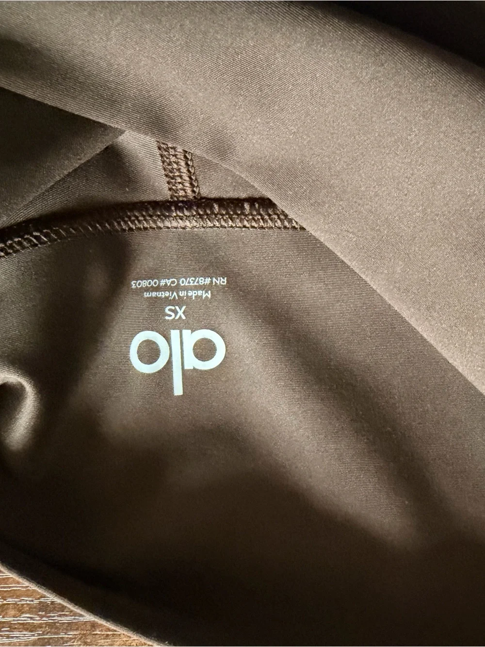 ALO Yoga Women’s Chocolate Brown Lightweight Shirt Jacket